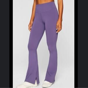 FABLETICS Nightshade Purple Sleek Seamless High-Waisted Active Flare Pants Sz M‎